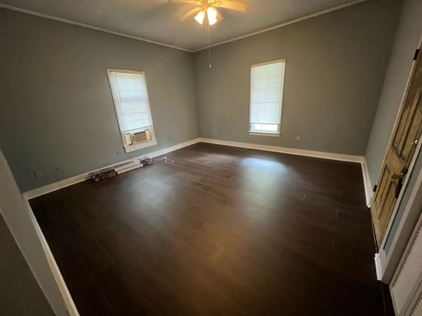 565 Nantahala Ave — Photo 2