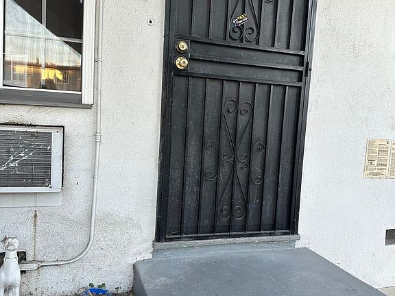 2nd image of 6759 Atoll Ave