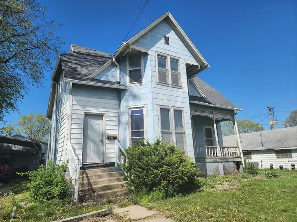 321 E Lafayette St, Rushville, IL 62681