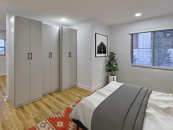 2nd image of 608 Edgewood Ave NE #3