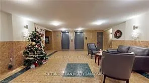 30 Chapman Ct #102 — Photo 2