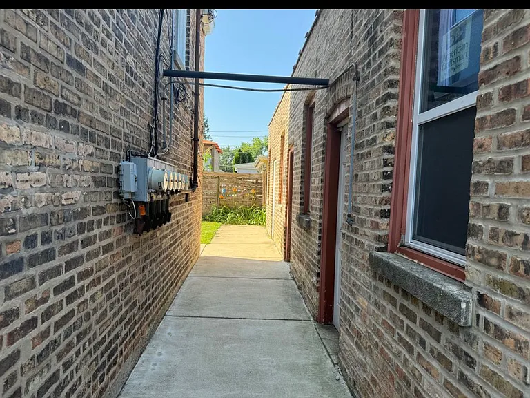 7135 W Wrightwood Ave #2 — Photo 8