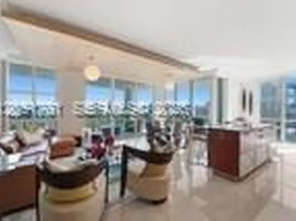 3131 NE 188th St APT 1901, Miami, FL 33180
