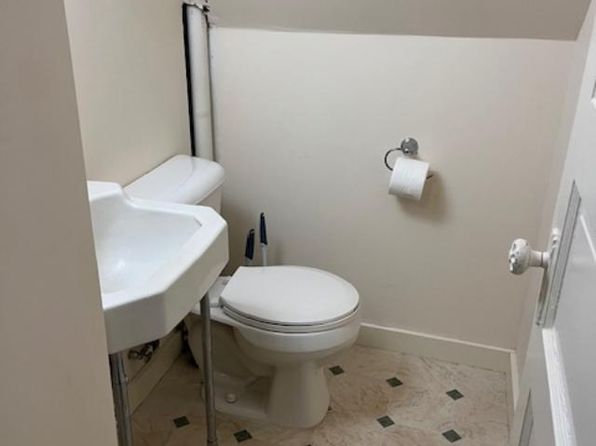 101 2nd St N, Karlstad, MN 56732