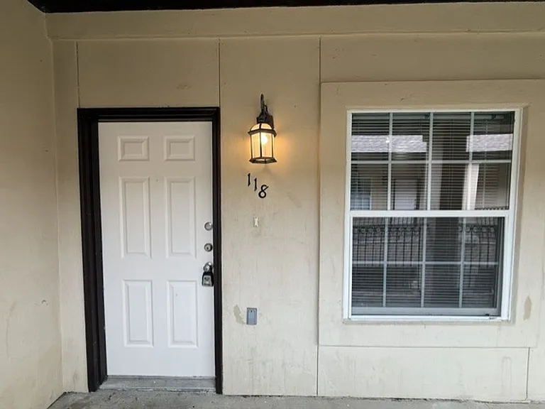 710 Alta Vista Dr — Photo 2