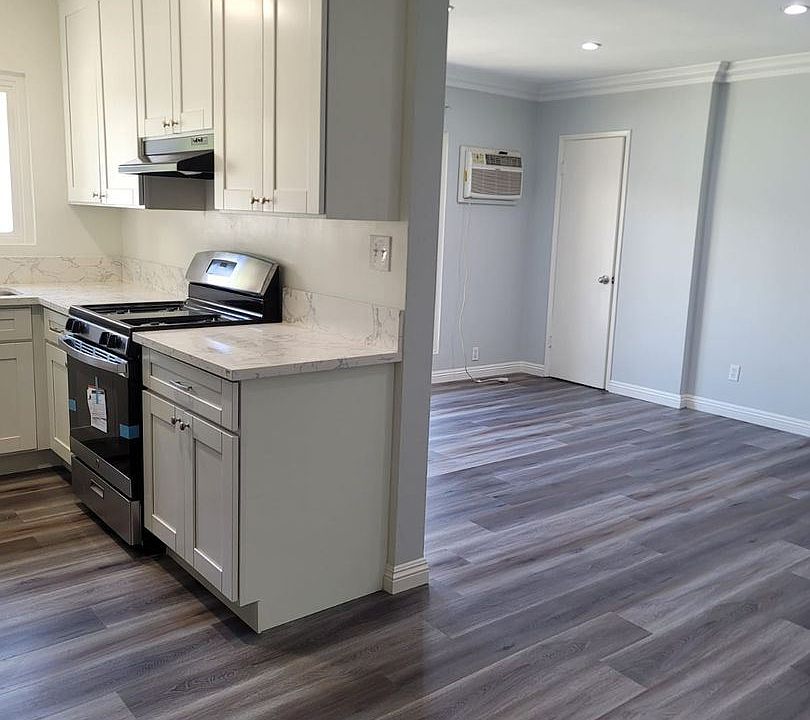 1st image of 1421 N Mansfield Ave APT 8