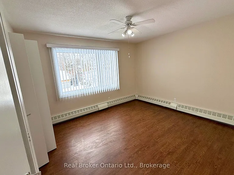 301 West St N #8 — Photo 7