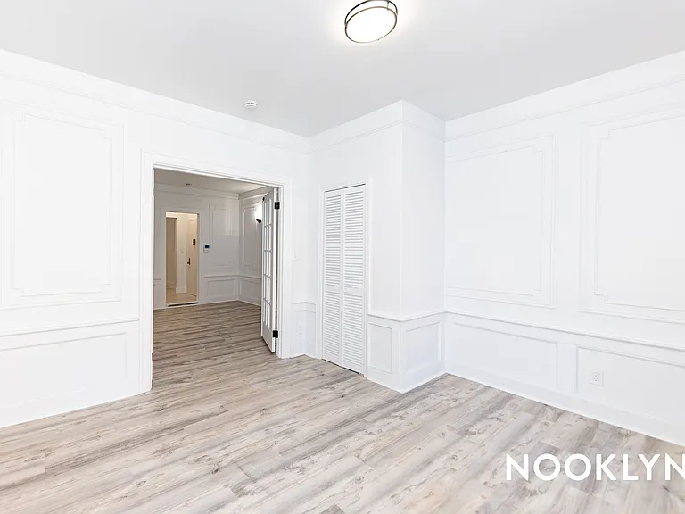 329 Woodbine St #1F — Photo 15
