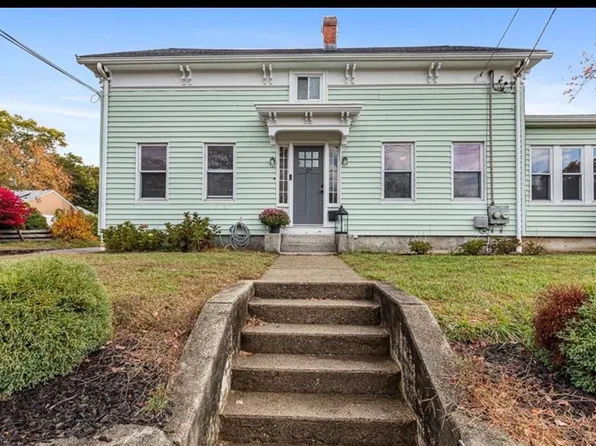 27 Dean Ave Floor 2, Johnston, RI 02919