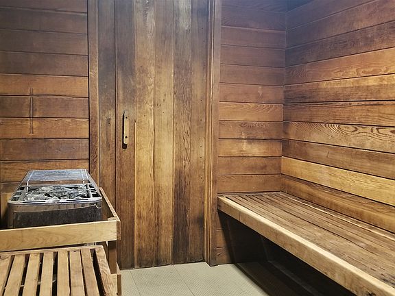 Carriage Hill Sauna