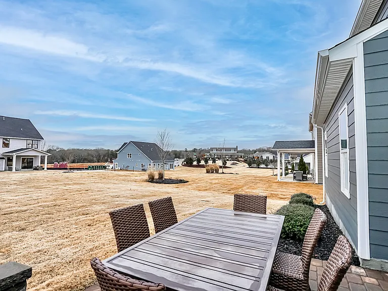212 Spokane Dr — Photo 23