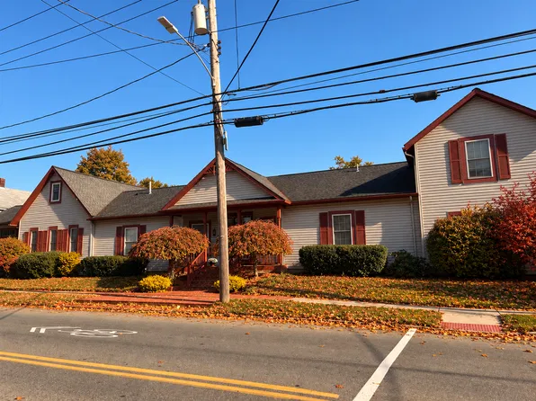 nbr304, 304 N Broad St APT 3, Grove City, PA 16127