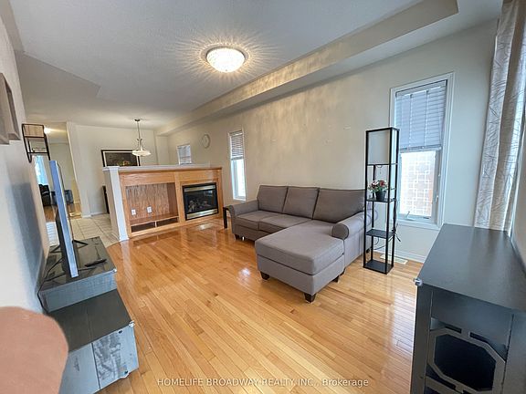 3rd image of 800 Cornell Rouge Blvd