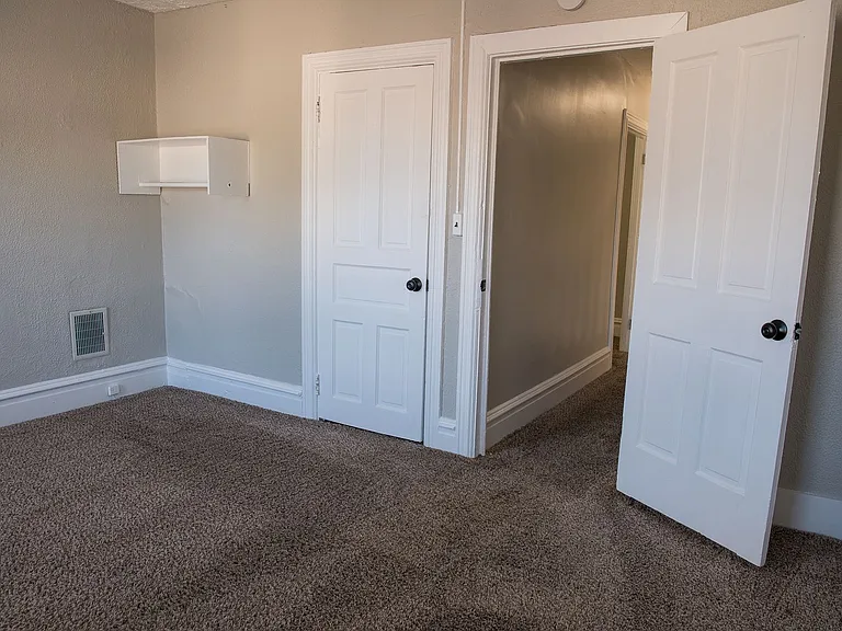 307 Muench St — Photo 20