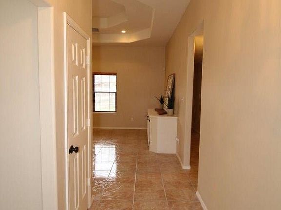 3rd image of 309 Lincoln Ln