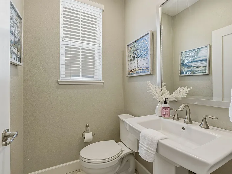 815 Blue Opal Dr — Photo 10