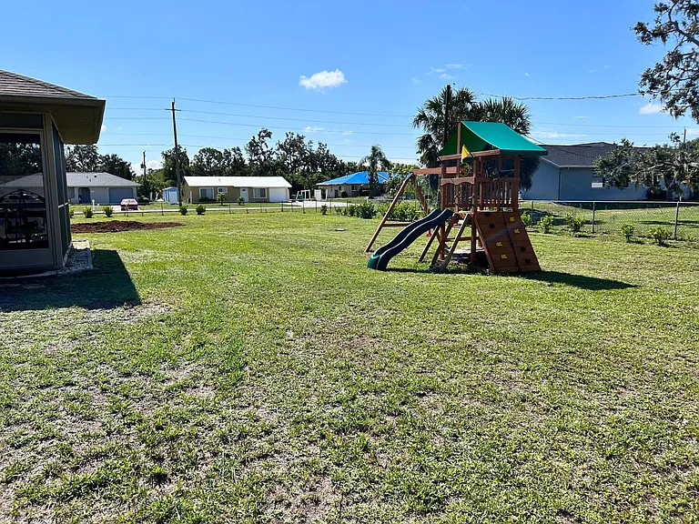 21515 Dekals Ave — Photo 13