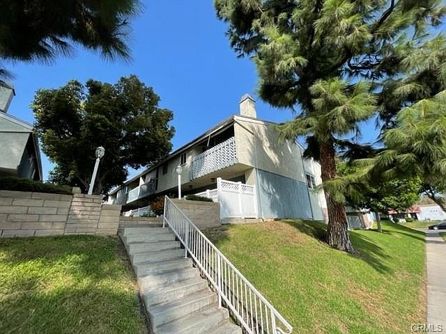 1st image of 2689 Milton Ave #10