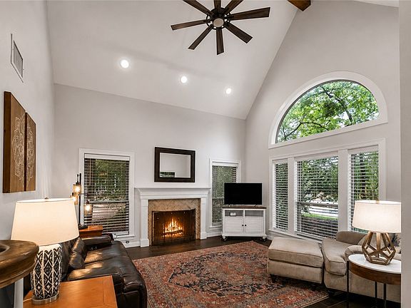 3rd image of 9310 Amberwood Ct