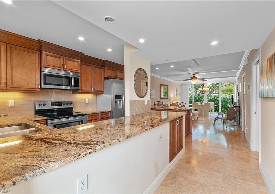 1st image of 414 Broad AVE S #H414