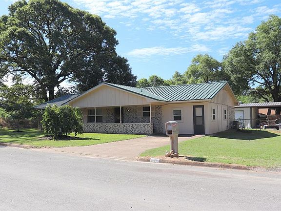 2nd image of 290 Sue Ln