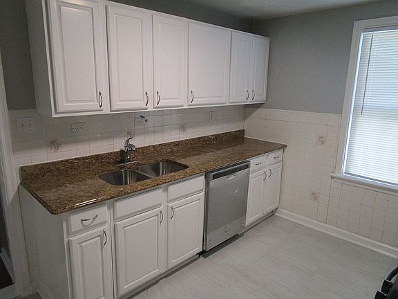 5th image of 3308 S Gordon Ct