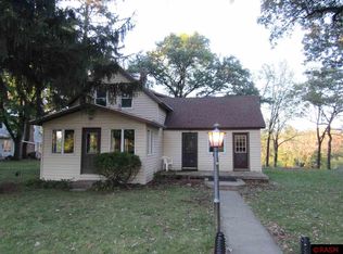 217 Prairie St N, Lake Crystal, MN 56055