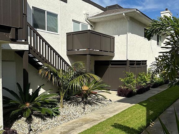 4th image of 4902-4922 Charlene Cir #4902-02