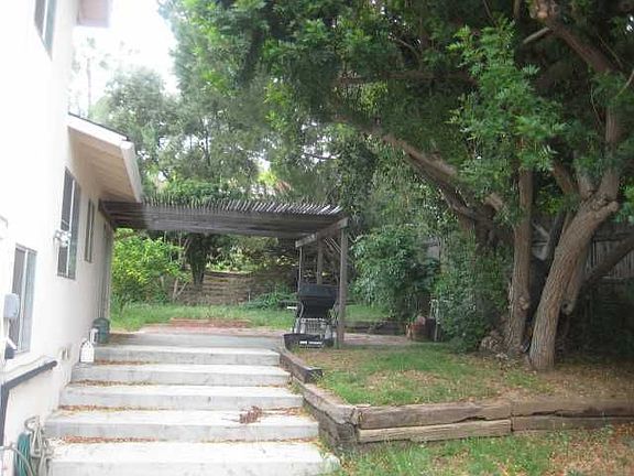 4th image of 4449 Scenic Ln