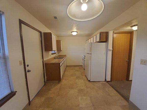 2nd image of 6194 Applegrove Ln