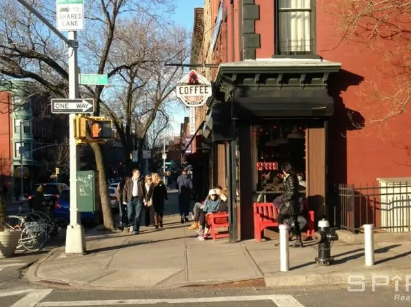 451 Bergen Street image 1 of 9