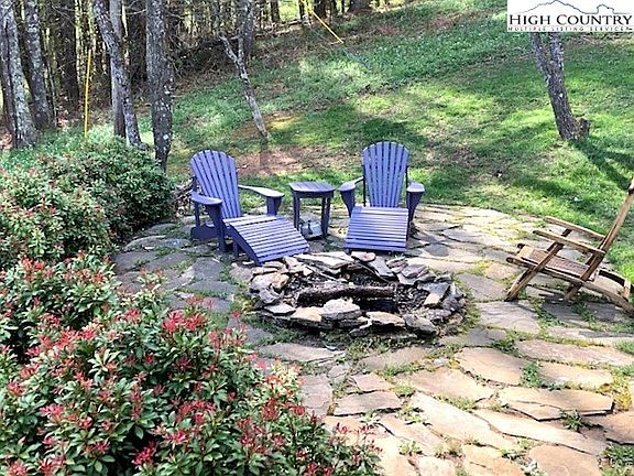 2nd image of 667 Fork Mountain Park Lane