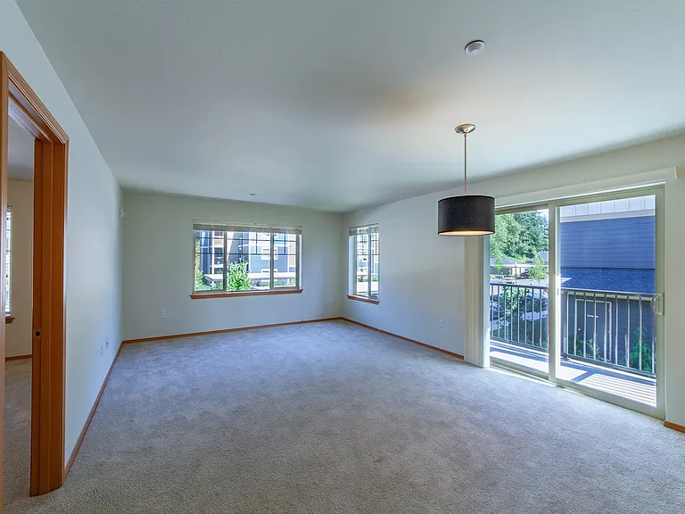 Renwood Apartment Homes — Photo 21