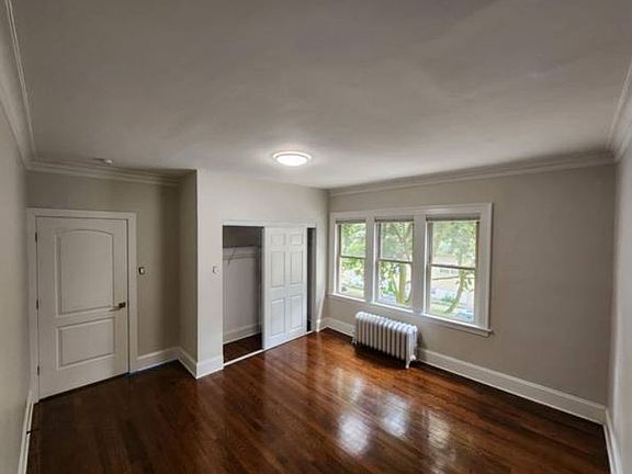 3rd image of 3918 N Lockwood Ave