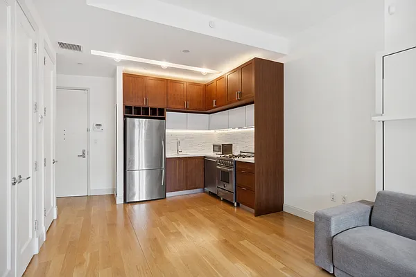 Rented by Corcoran | media 15