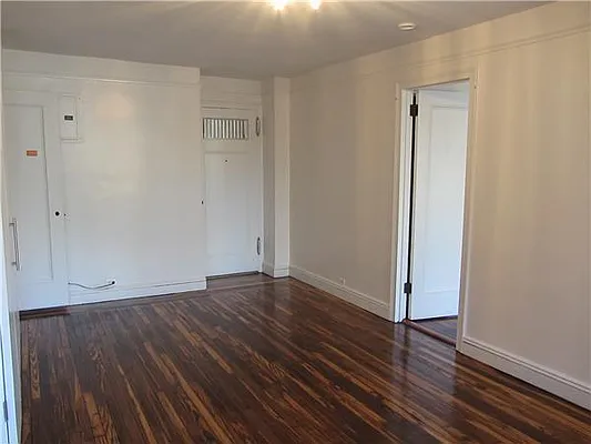 Rented by (Legacy) Elegran | media 5