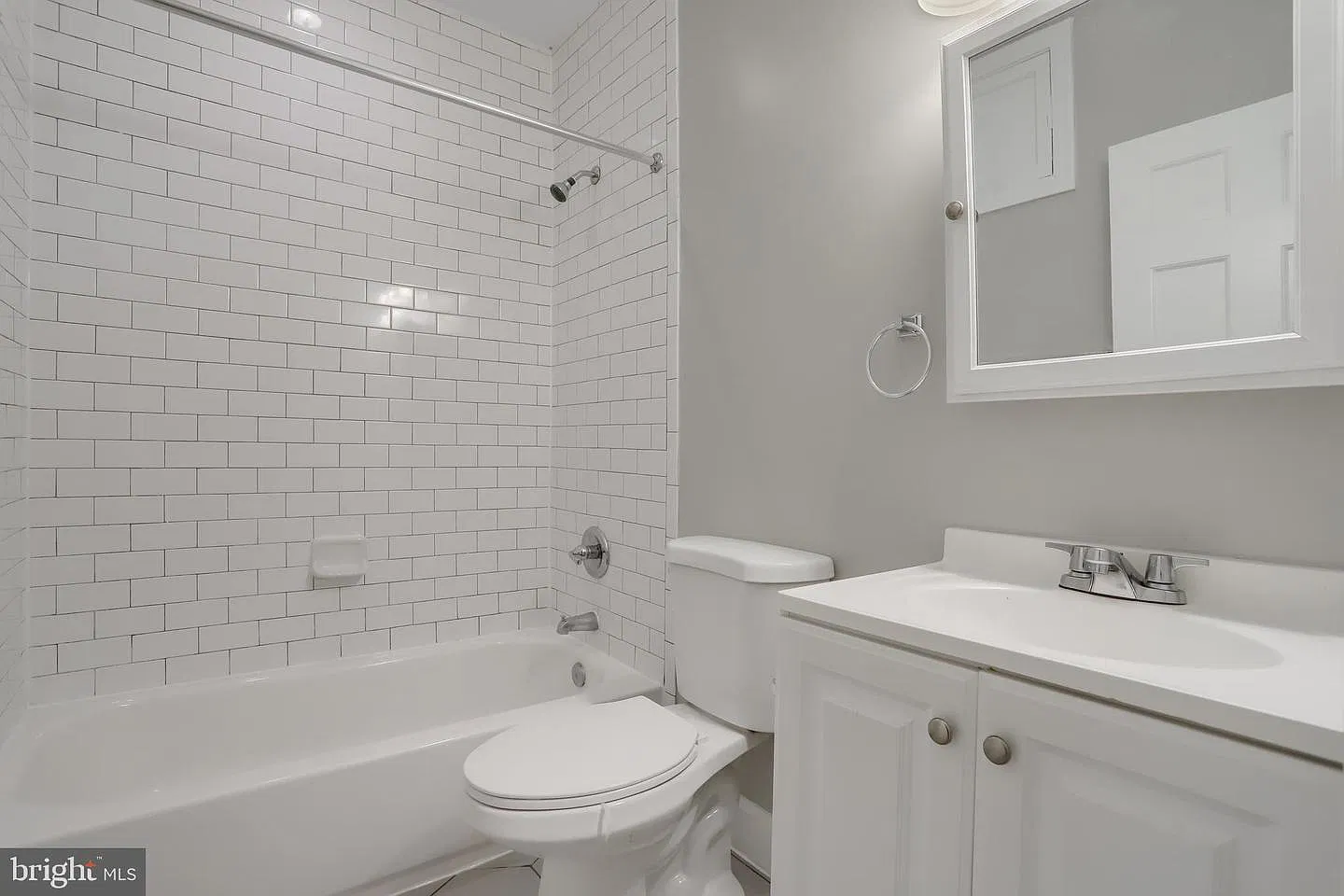 4020 8th St NE — Photo 3