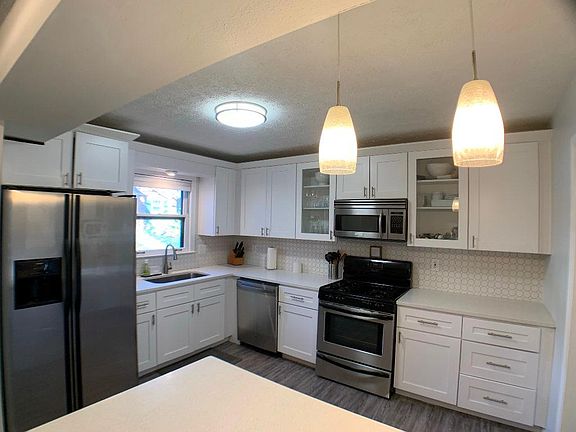 4th image of 2948 Lavista Way