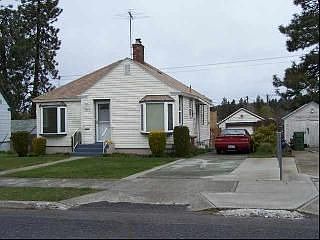 3rd image of 3322 W Lacrosse Ave