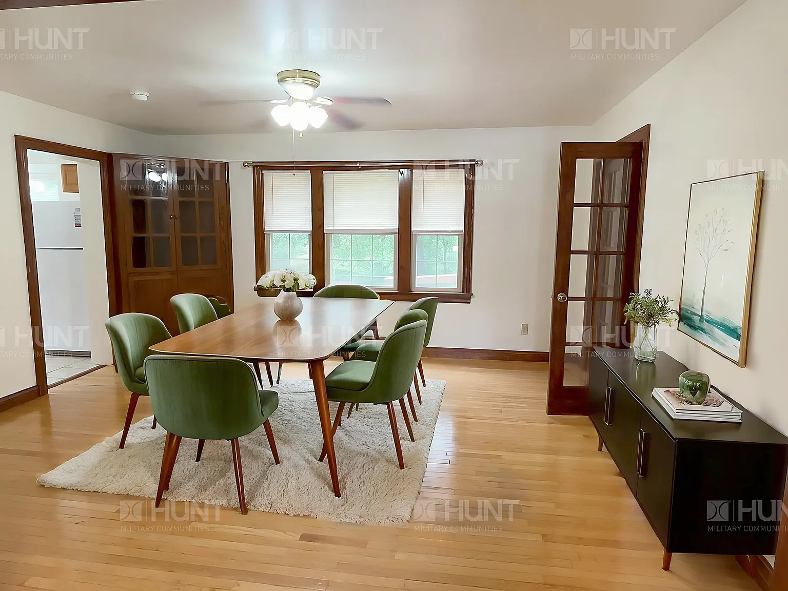 4 bed, 2956 sqft, $1,677 — Photo 1