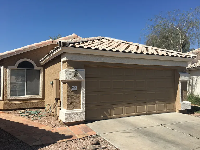 4636 W Laredo St — Photo 1