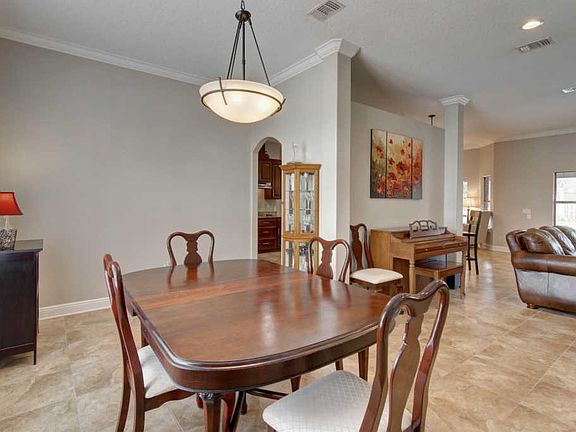 5th image of 9106 Orlando Ave