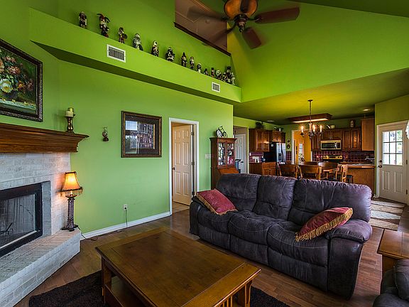 5th image of 30141 Twin Creek Dr