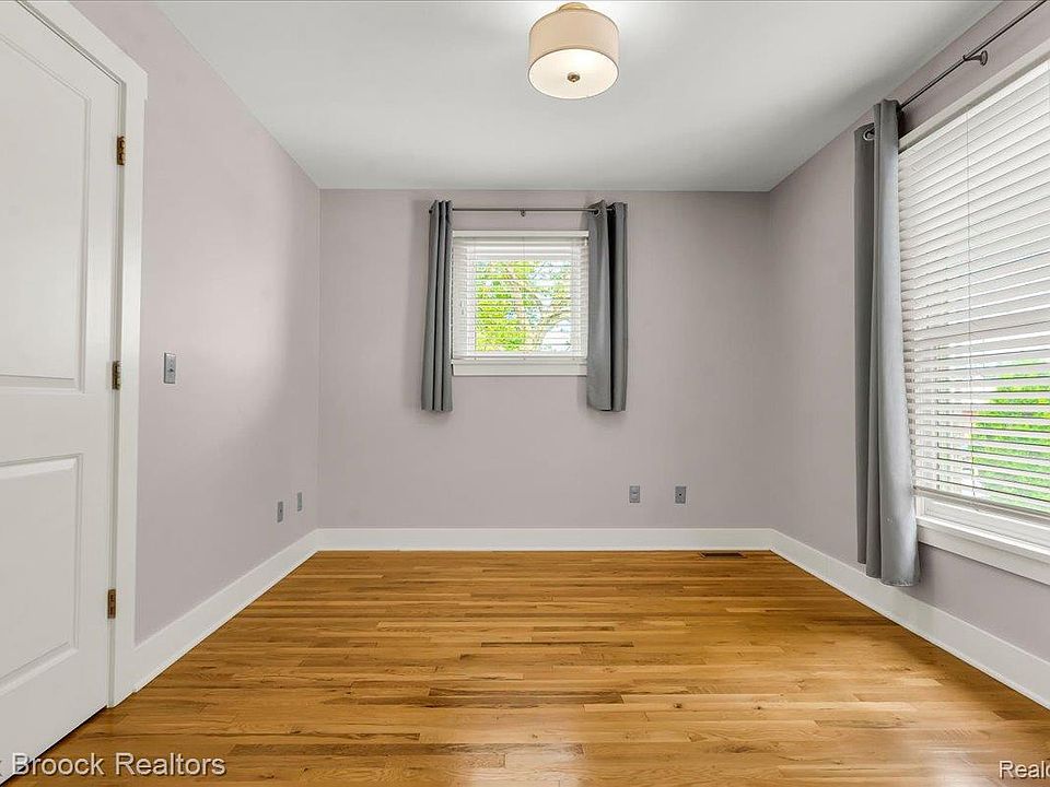1080 Bennaville Ave, photo 29