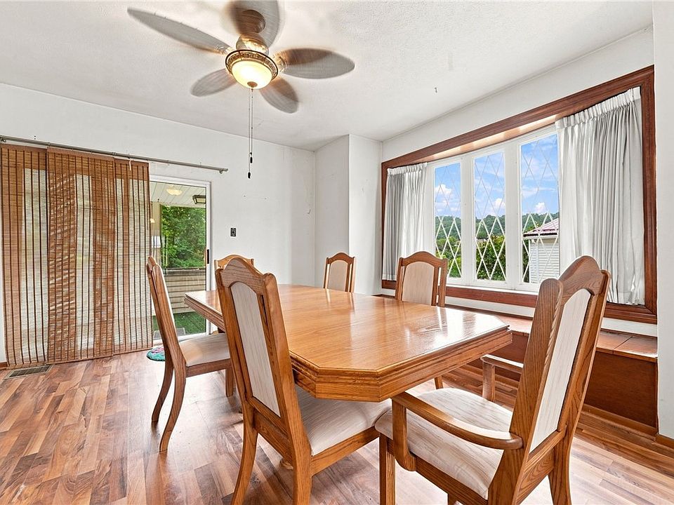 7th image of 1221 Martin Ave