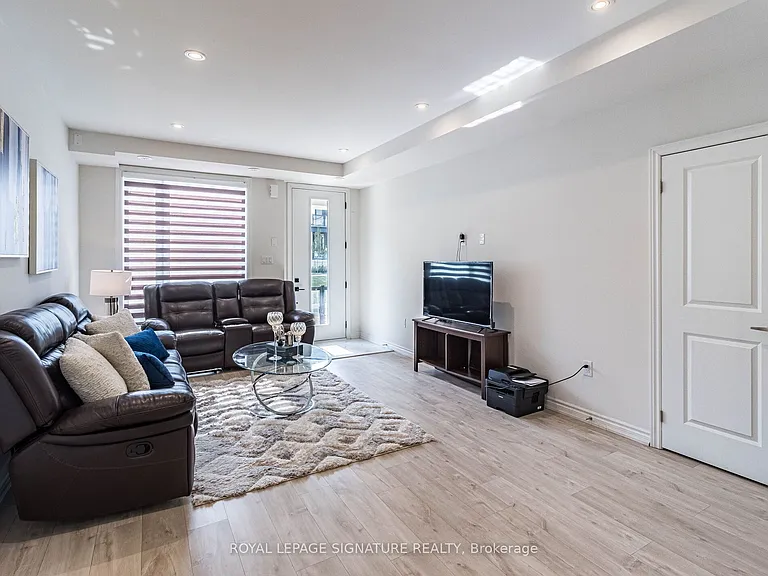 45 Knotsberry Cir #45 — Photo 8