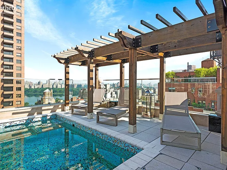 1110 Park Ave #PENTHOUSE — Photo 22