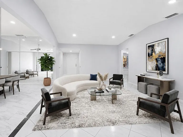 5284 Breadfruit Cir — Photo 3