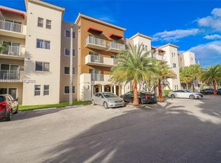 11050 SW 196th St APT 305, Miami, FL 33157