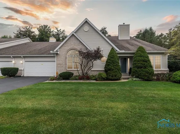 7941 Hidden Harbour Dr E, Holland, OH 43528